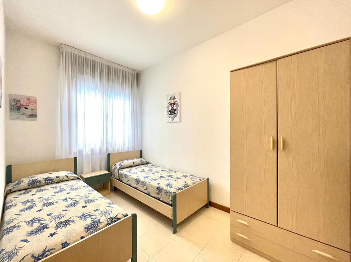 Palazzo Masotto - Carraro Immobiliare Jesolo - Family Apartments Buitenkant foto